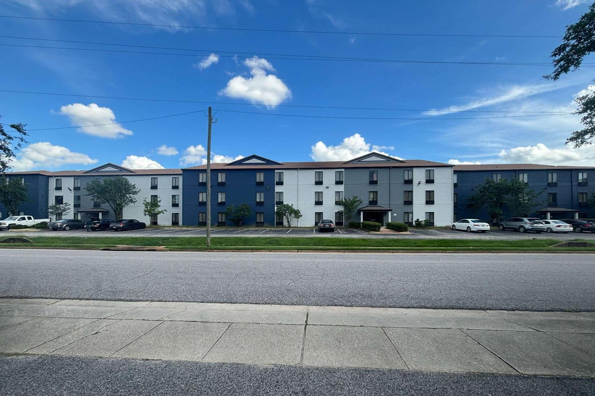 Quality Inn & Suites At Airport Blvd I-65 Mobile Exteriör bild