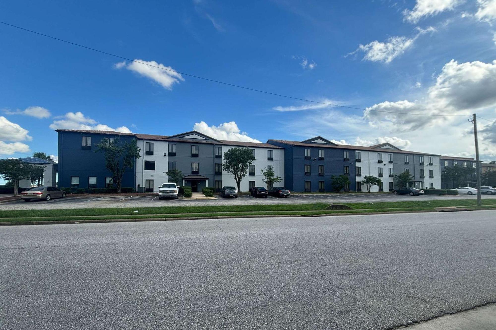 Quality Inn & Suites At Airport Blvd I-65 Mobile Exteriör bild